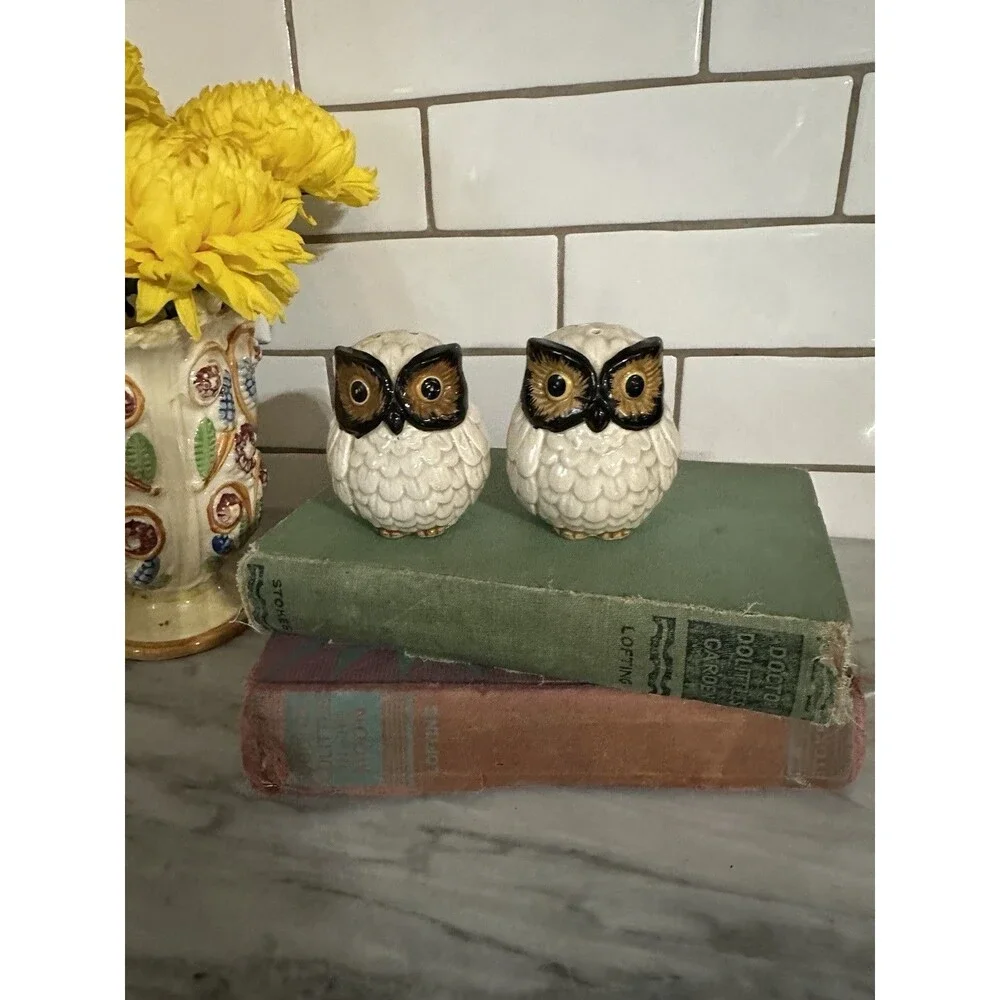 VTG Ceramic Owl Salt & Pepper Shakers Lego  Japan 60s 70s Kitsch